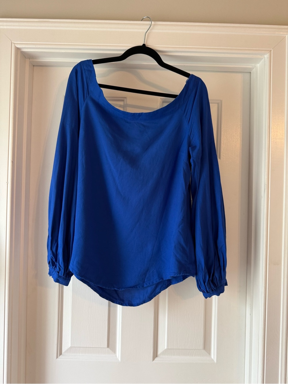 FLOREAT Anthropologie Blue Off the Shoulder Puffed Sleeves
Boho Blouse Size 12